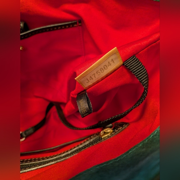 Dooney & Burke SMALL Russel Tote Florentine Leather in Black - EUC - Picture 9 of 9